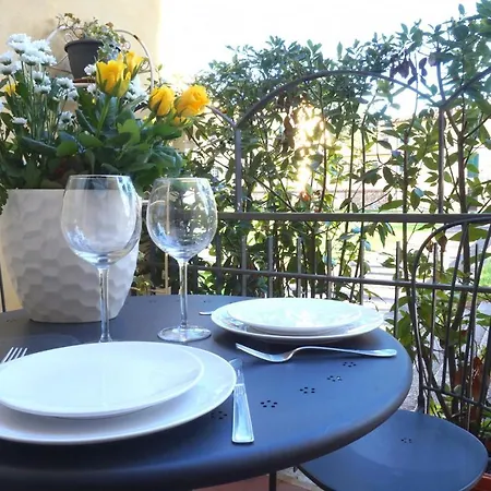 I Pratini, Cozy In Center Town With Terrace Apartment Lucca
