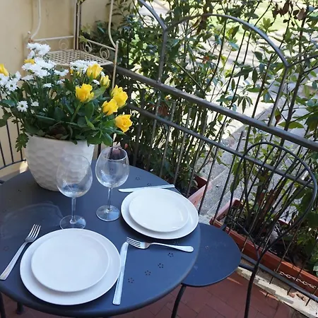 I Pratini, Cozy In Center Town With Terrace Apartment Lucca