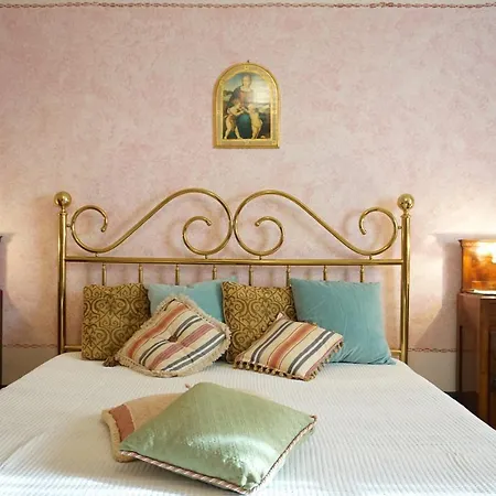 I Pratini, Cozy In Center Town With Terrace Apartment *