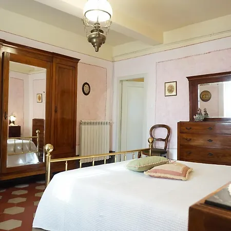 Apartment I Pratini, Cozy In Center Town With Terrace Lucca