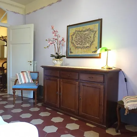 I Pratini, Cozy In Center Town With Terrace Apartment *