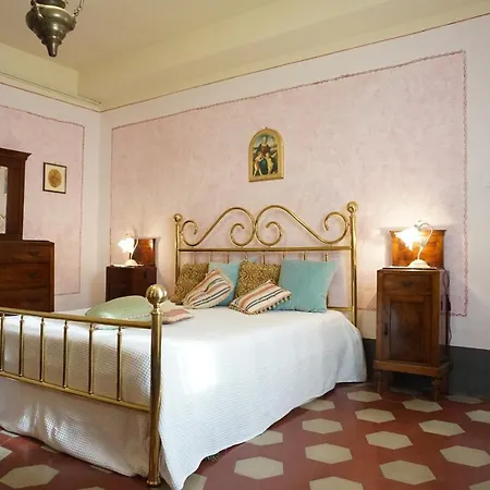 I Pratini, Cozy In Center Town With Terrace Apartment Lucca