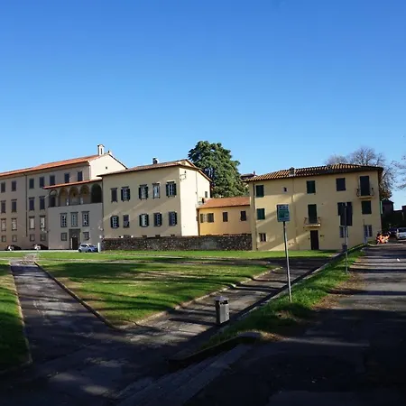 I Pratini, Cozy In Center Town With Terrace