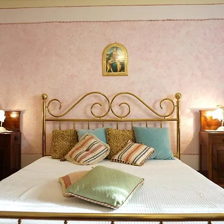 I Pratini, Cozy In Center Town With Terrace *